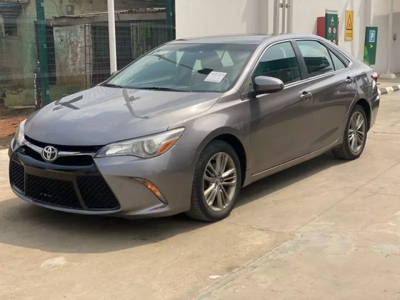 Toyota Camry   - 2015