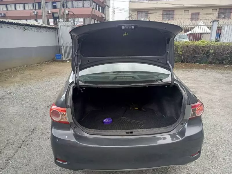 Toyota Corolla   - 2012