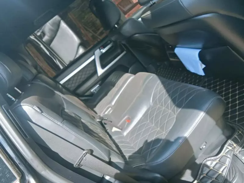 Toyota Landcruiser  V8   - 2016