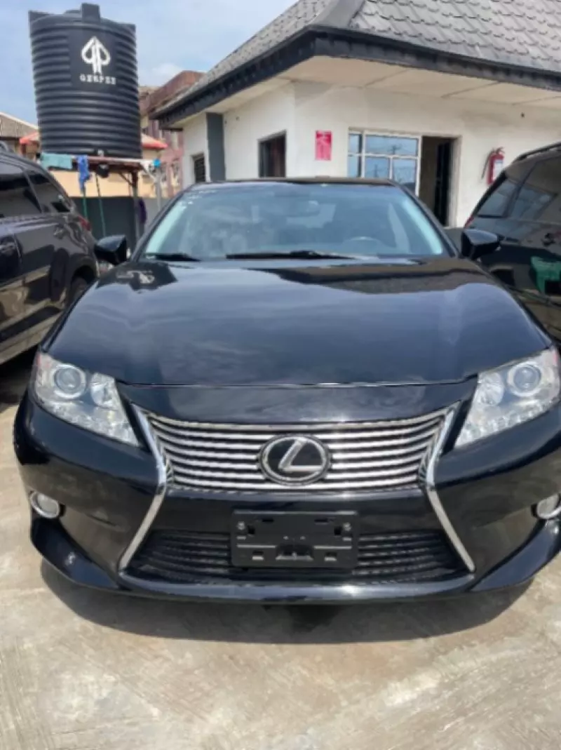 Lexus ES 350   - 2014