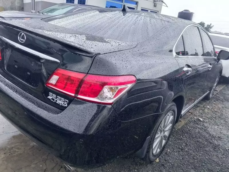 Lexus ES 350   - 2009