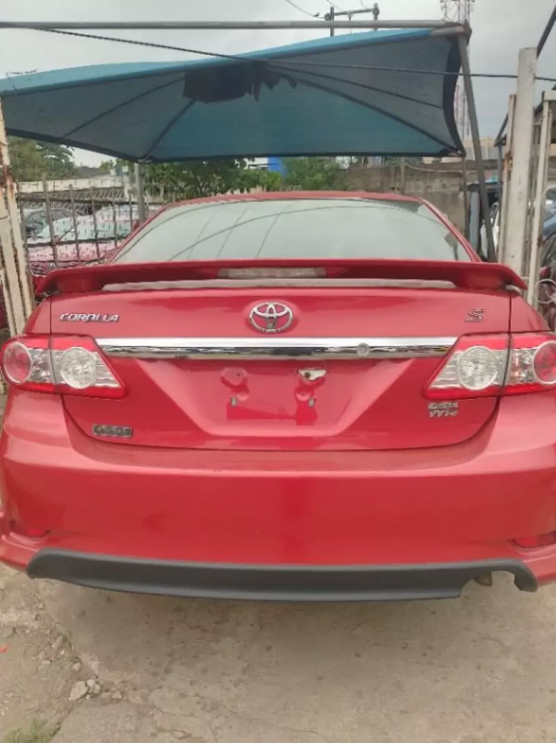 Toyota Corolla Sport   - 2011