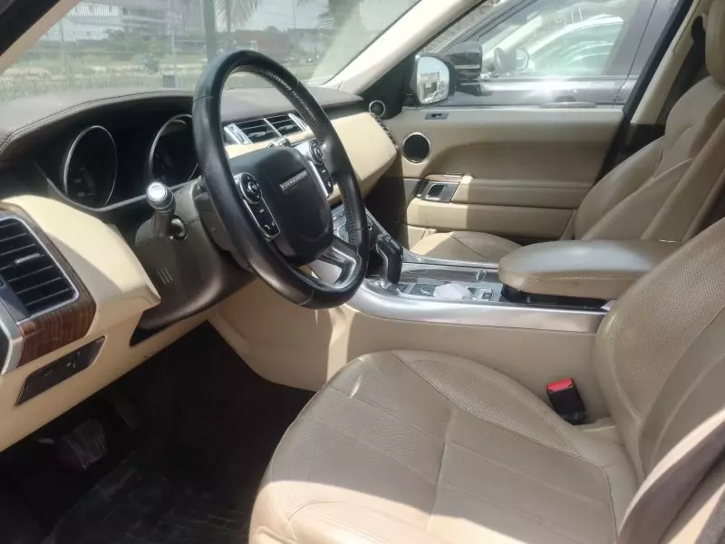 Land Rover Range Rover Sport   - 2014