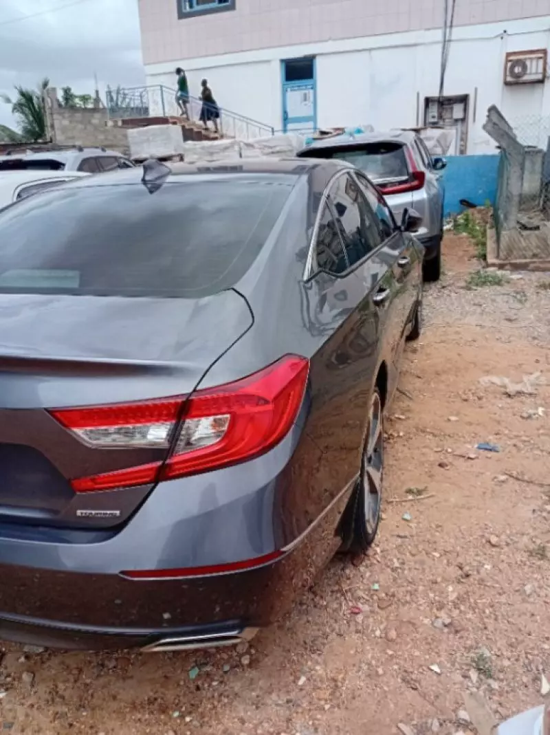 Honda Accord   - 2020