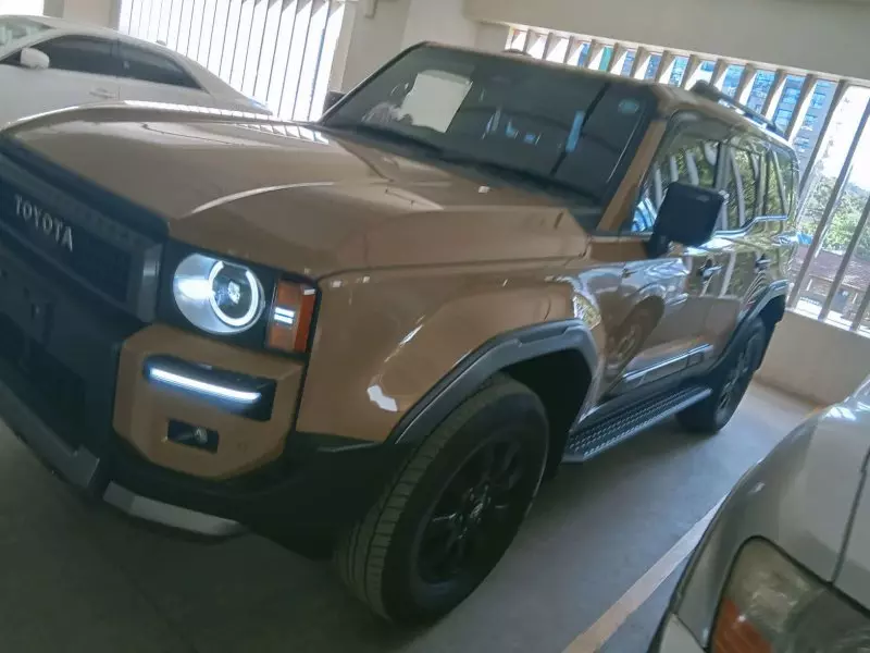 Toyota Landcruiser Prado   - 2024