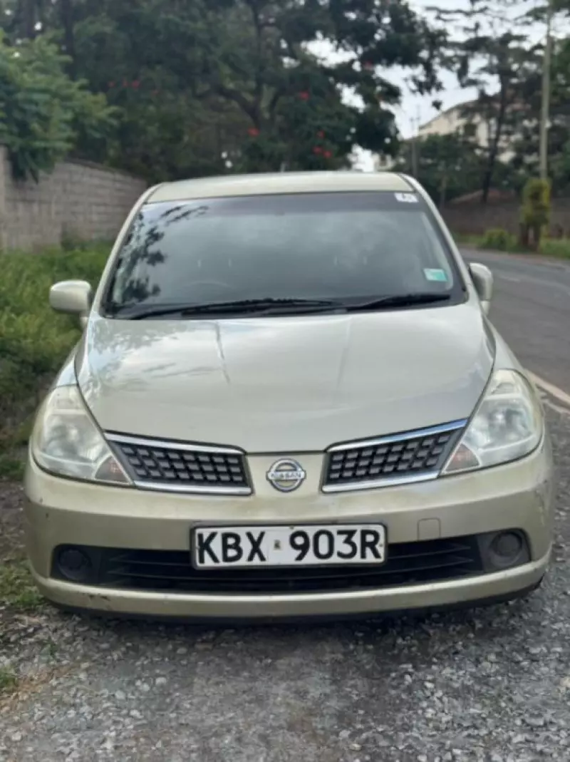 Nissan Tiida