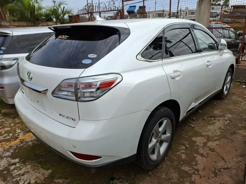 Toyota Lexus RX 270   - 2011