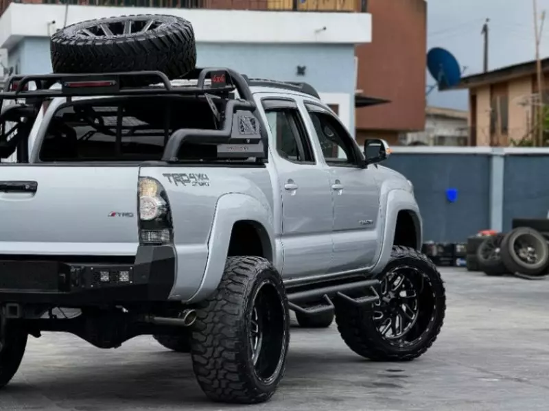 Toyota Tacoma
