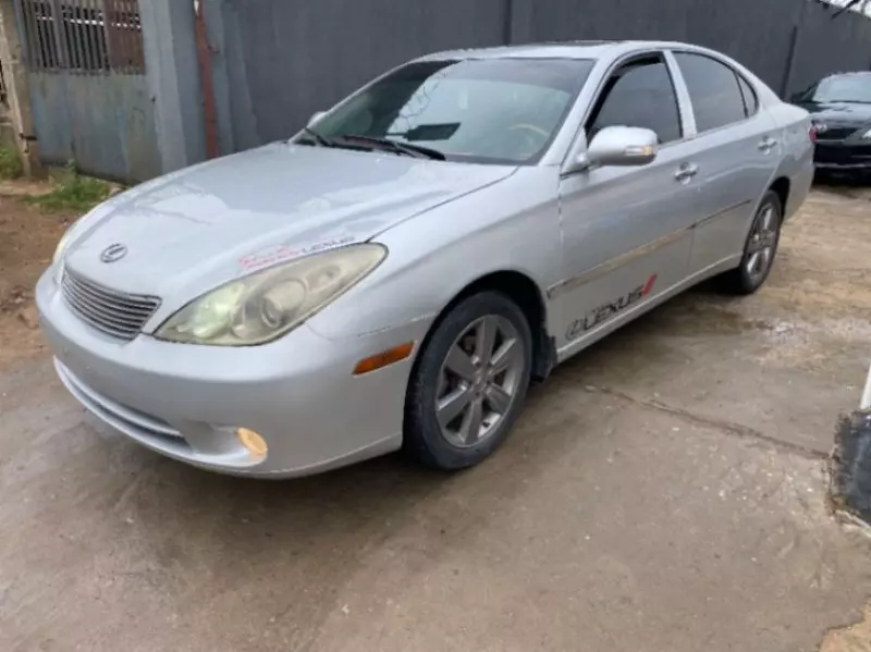 Lexus ES 330   - 2005