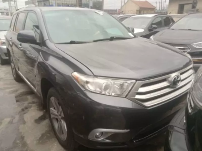 Toyota Highlander   - 2009