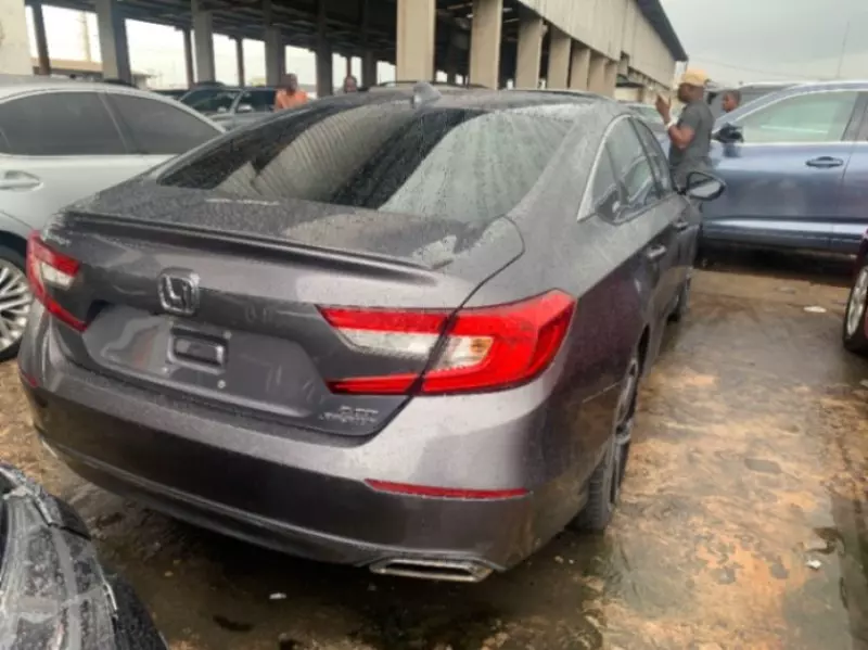 Honda Accord   - 2009