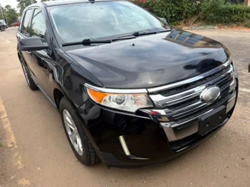 Ford Edge   - 2013