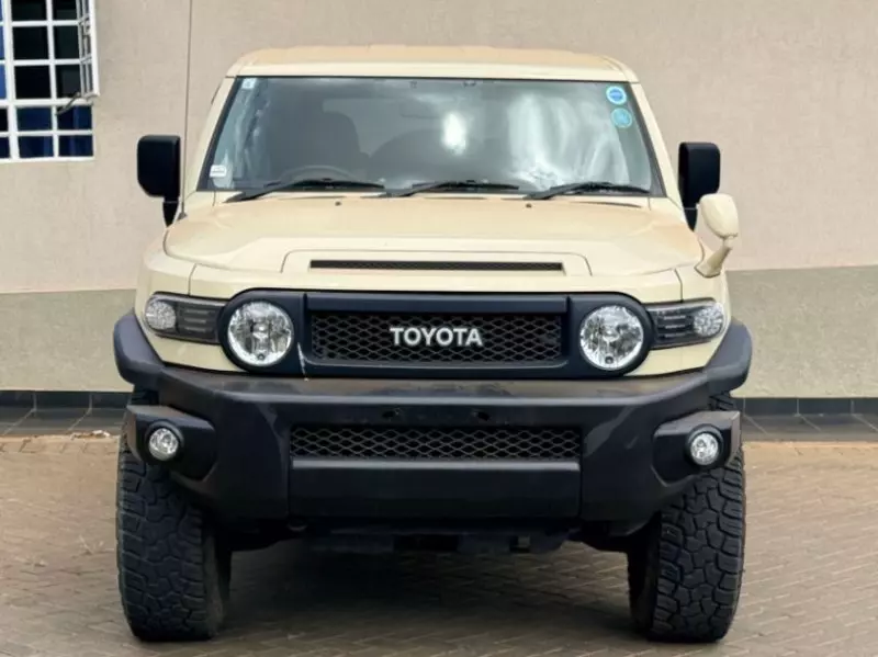 Toyota FJ Cruiser