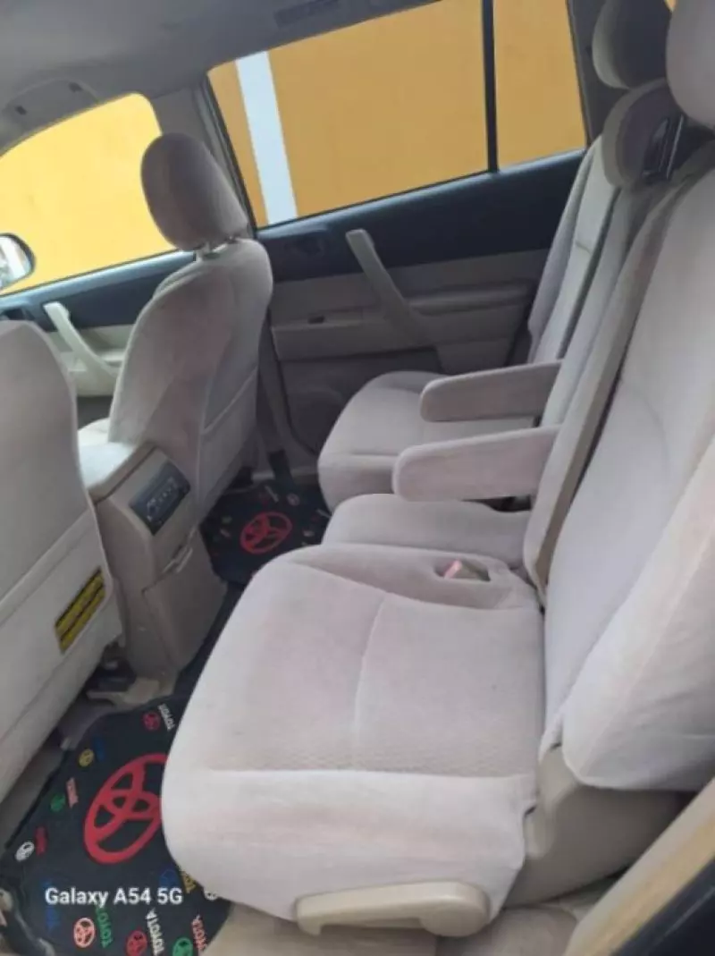 Toyota Highlander   - 2008