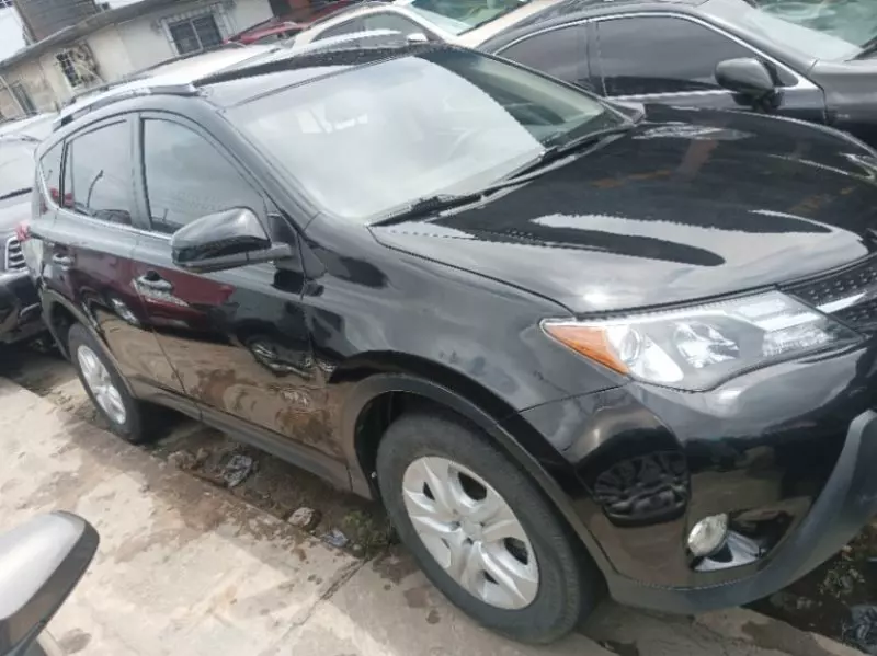 Toyota RAV4   - 2015