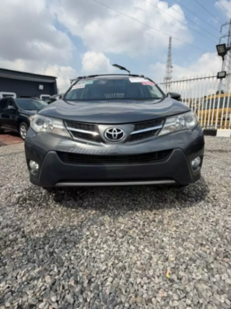 Toyota RAV 4 - 2013