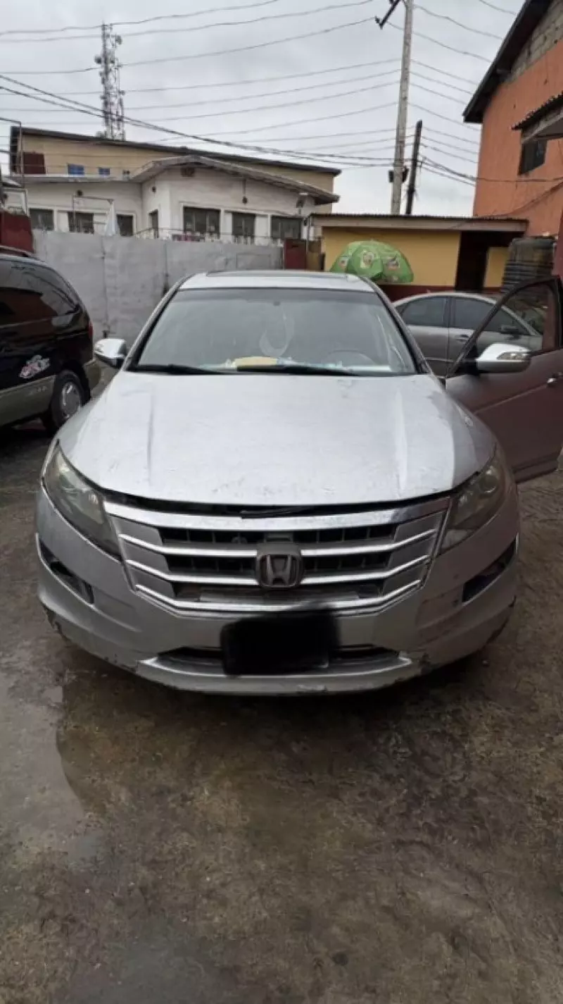 Honda Accord Crosstour   - 2010
