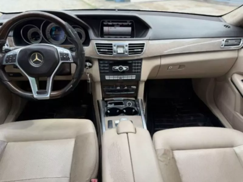 Mercedes-Benz E 350 - 2013