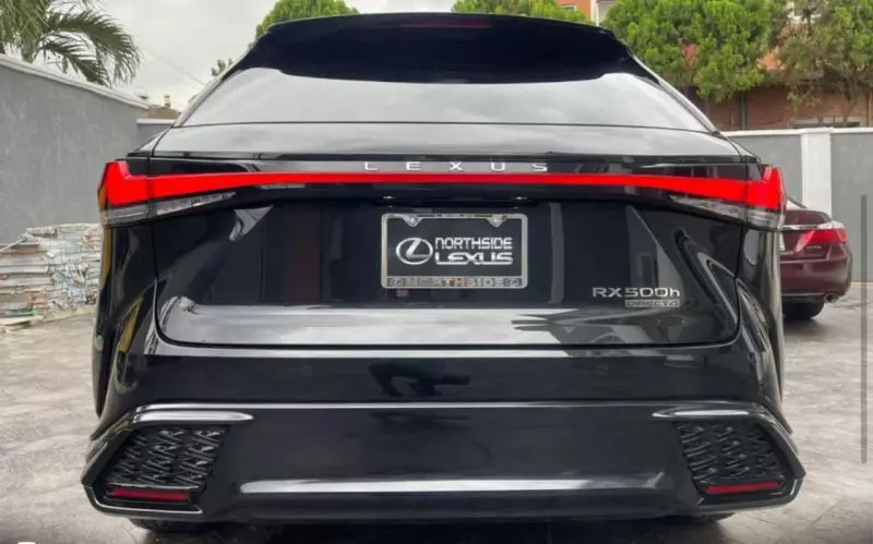 Lexus RX 500h   - 2023
