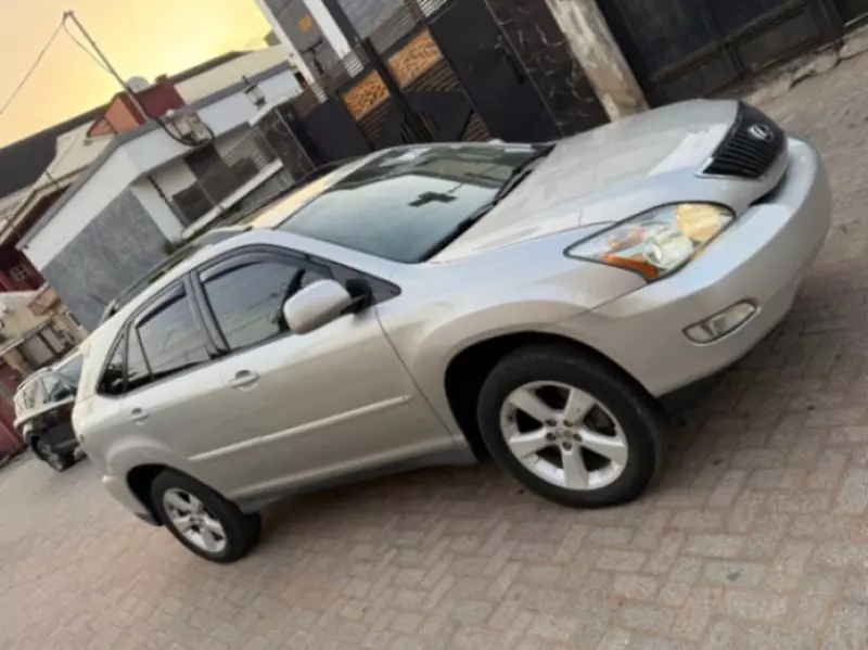 Lexus RX 330   - 2005
