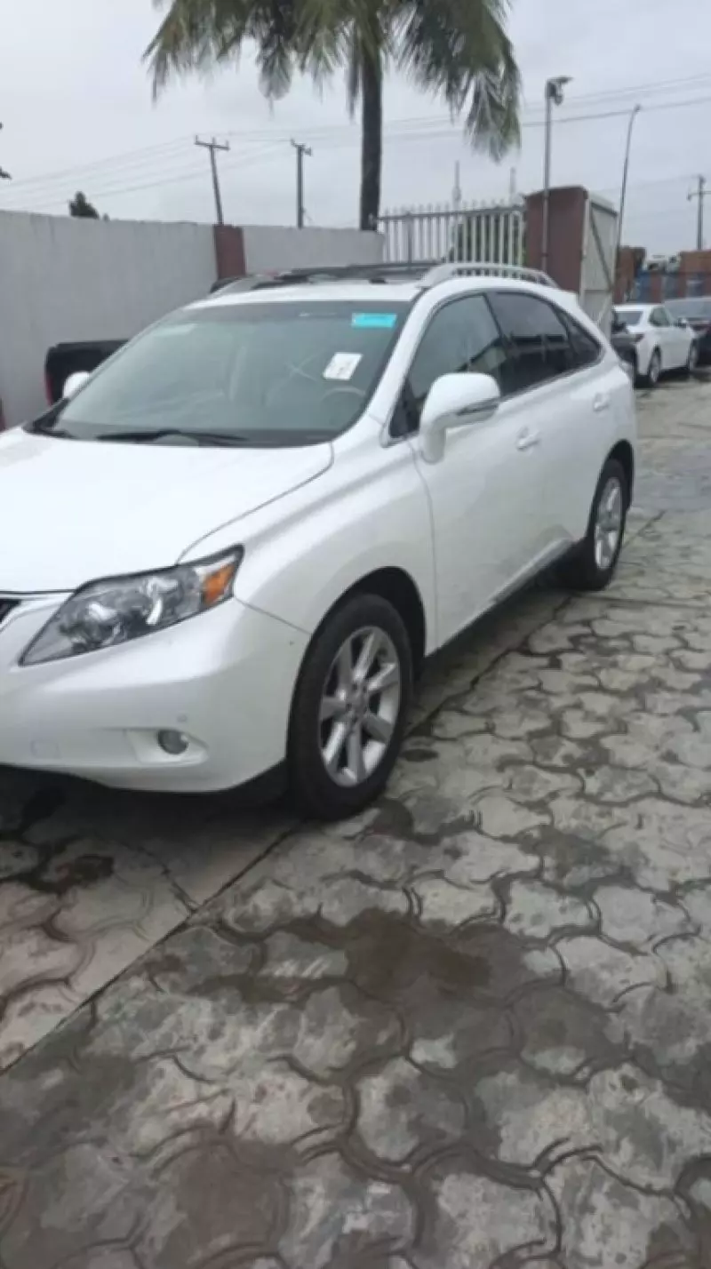 Lexus RX 500h   - 2011