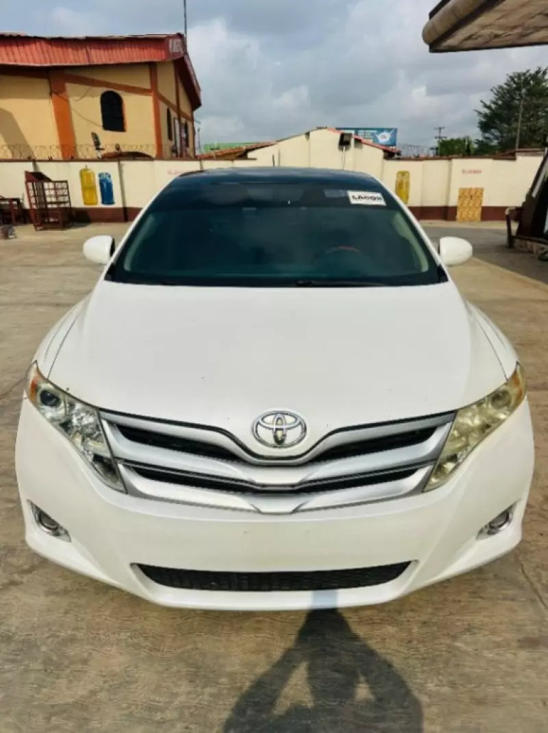 Toyota Venza   - 2010