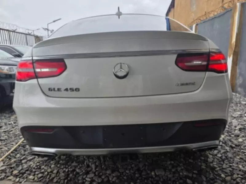 Mercedes-Benz GLE 450   - 2016