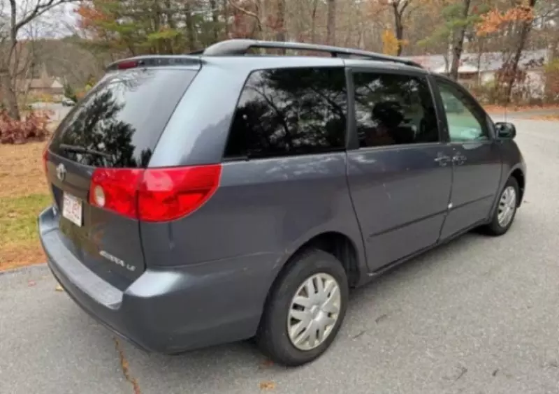 Toyota Sienna   - 2008
