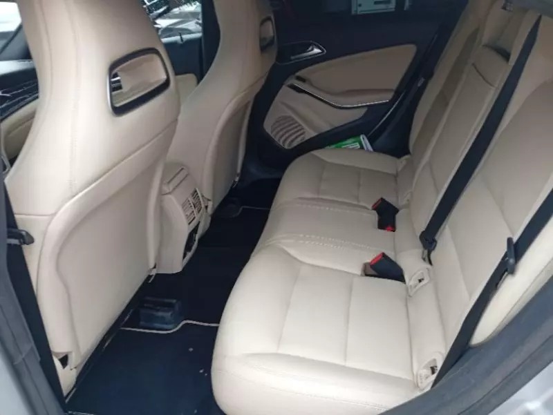 Mercedes-Benz CLA 250   - 2015