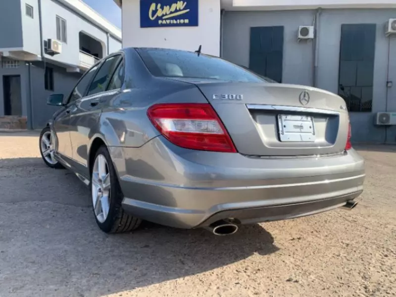 Mercedes-Benz C 300