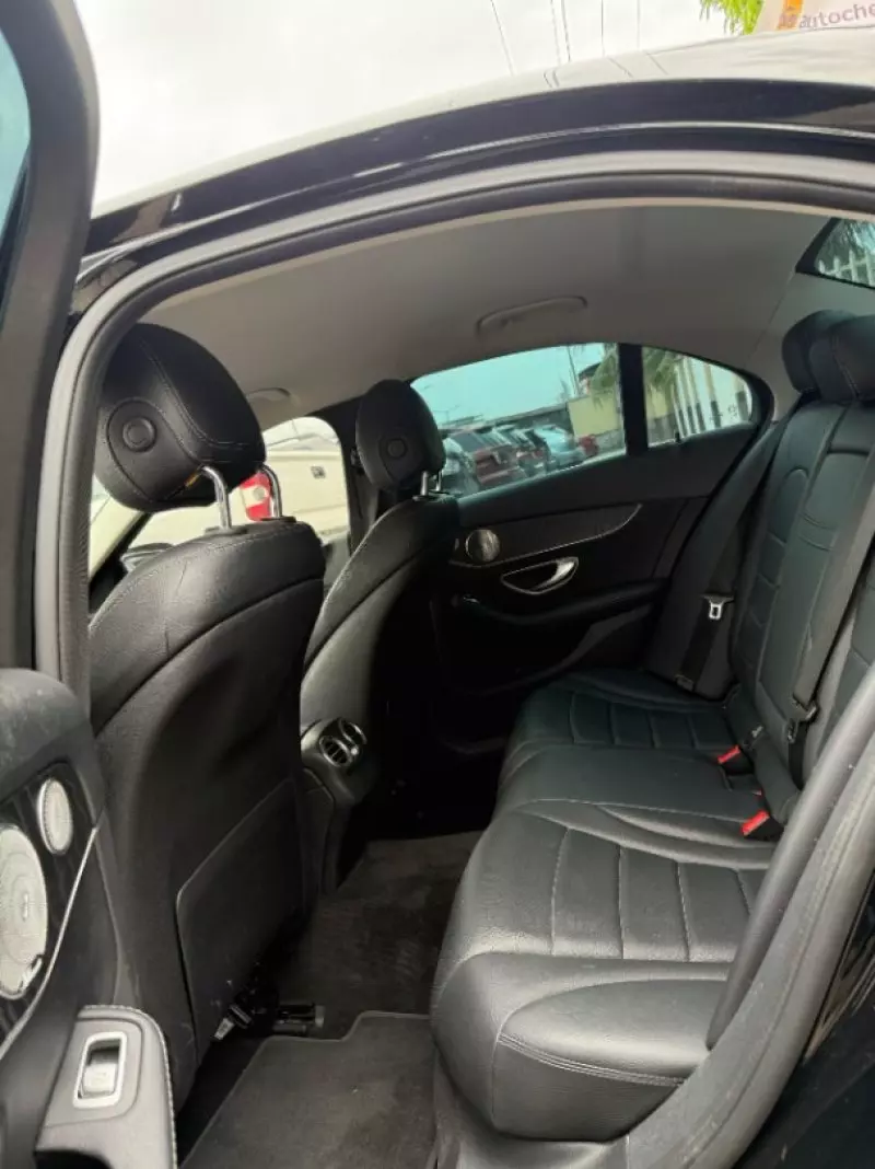 Mercedes-Benz C 300   - 2017