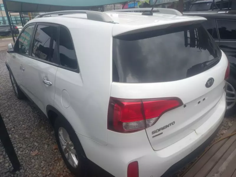 KIA Sorento   - 2015