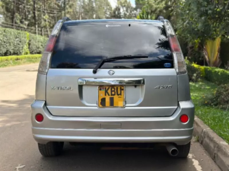 Nissan X-Trail   - 2005