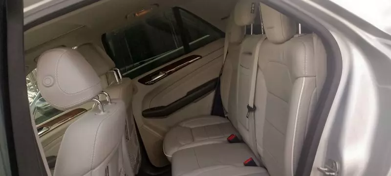 Mercedes-Benz ML 350   - 2012
