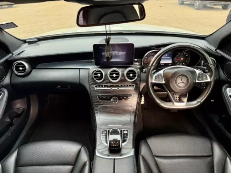 Mercedes-Benz C200   - 2014