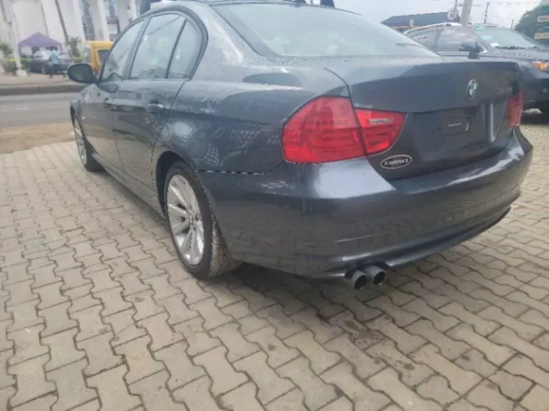 BMW 328   - 2011