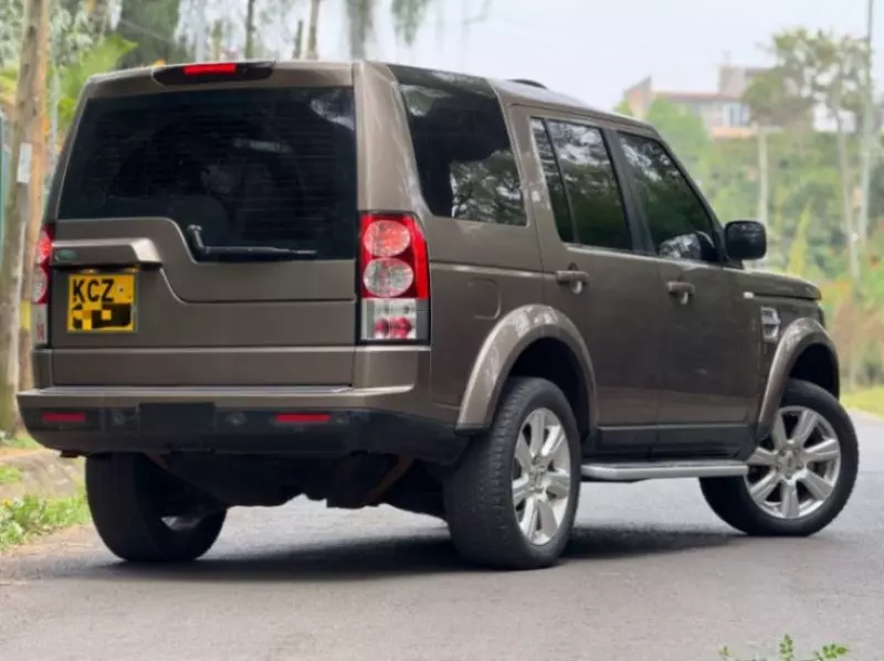Land Rover Discovery   - 2014