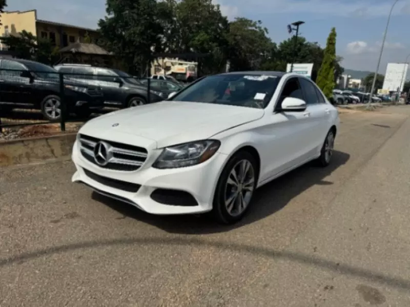 Mercedes-Benz C 300   - 2016