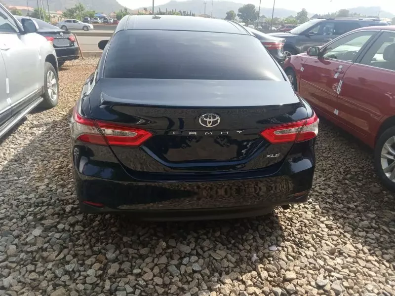 Toyota Camry   - 2019