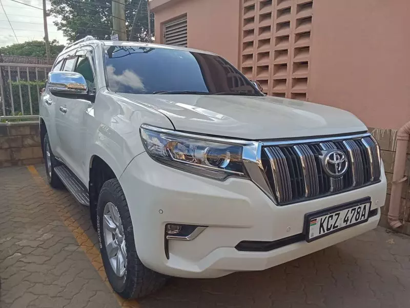 Toyota Landcruiser Prado - 2014