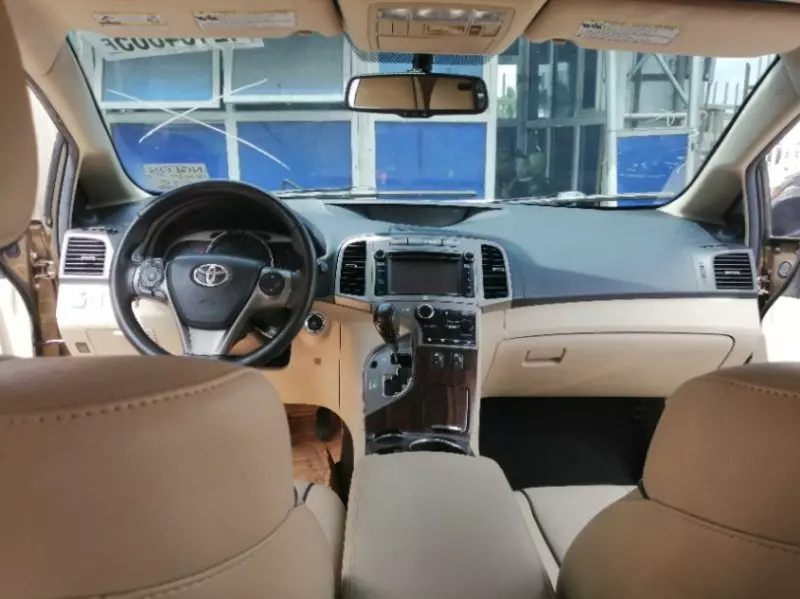 Toyota Venza   - 2013