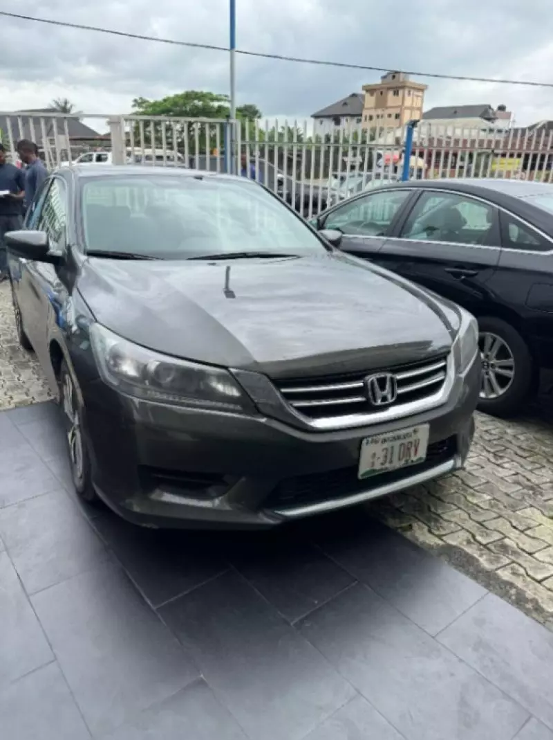 Honda Accord   - 2013