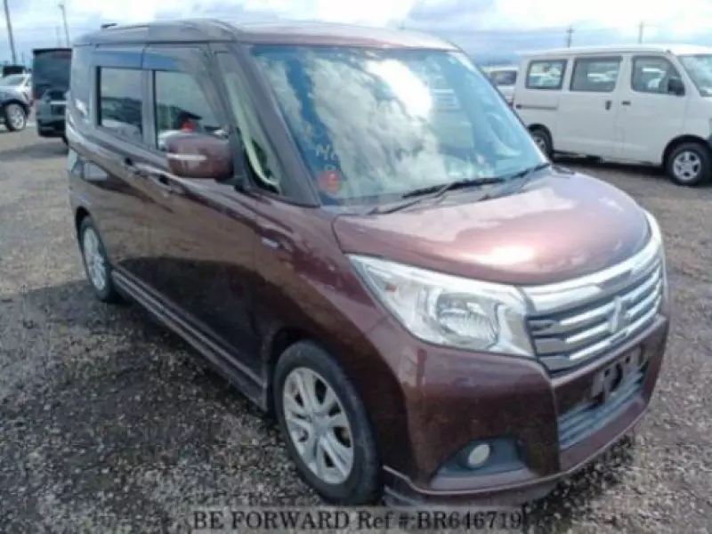 Mitsubishi Delica    - 2015