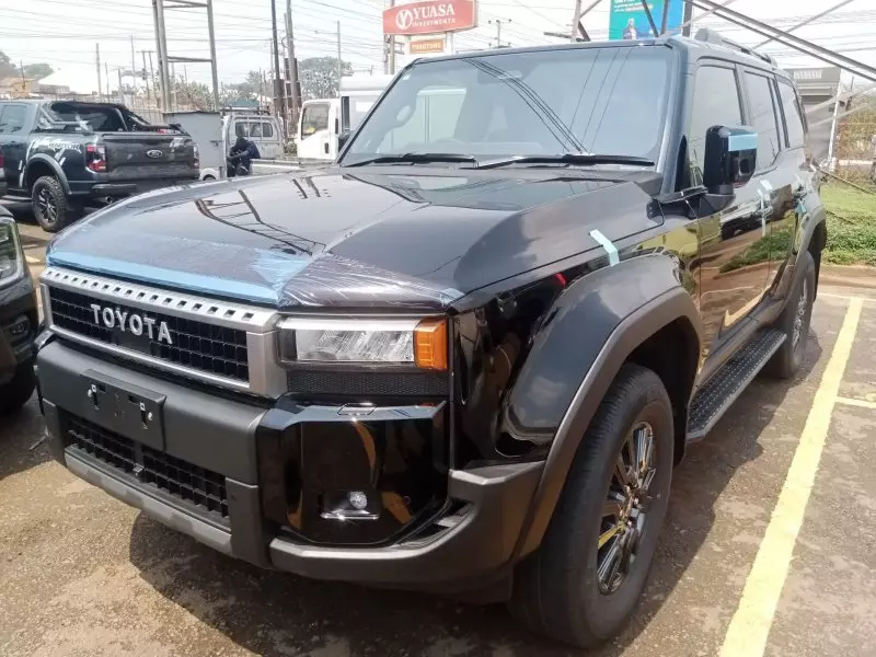 Toyota Landcruiser Prado   - 2023