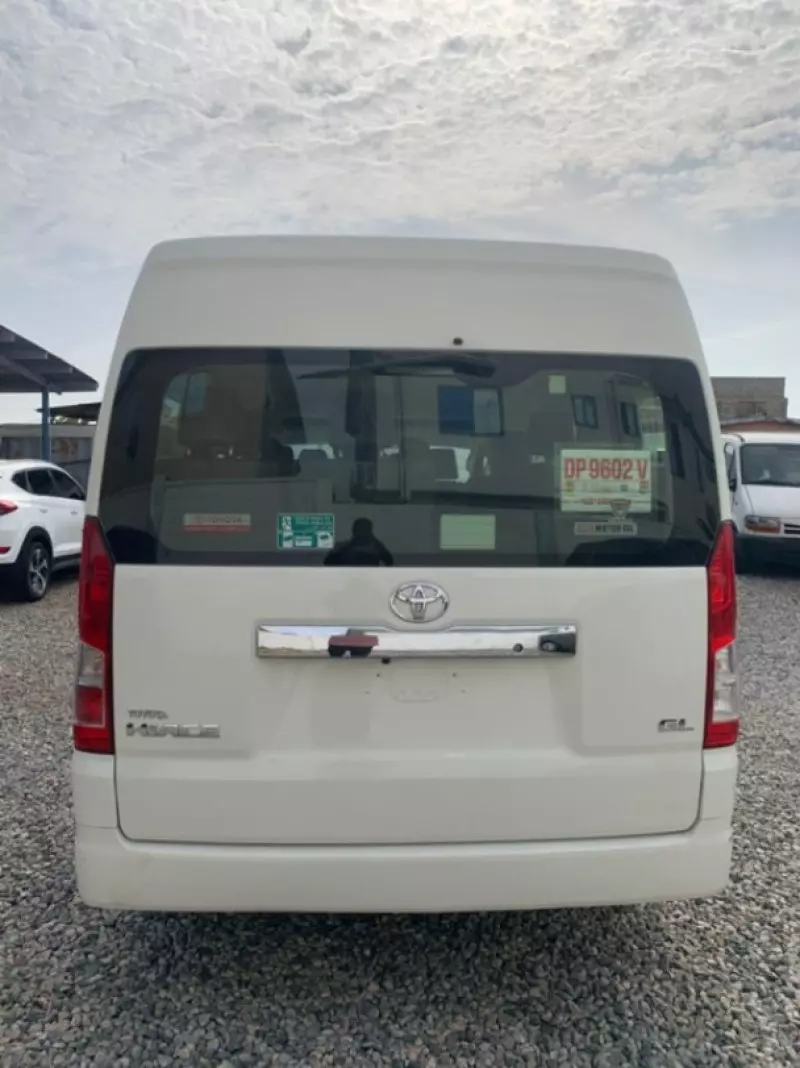 Toyota Hiace - 2021