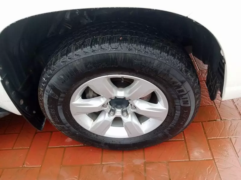 Toyota Landcruiser Prado   - 2016