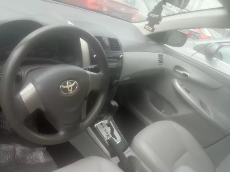 Toyota Corolla   - 2013