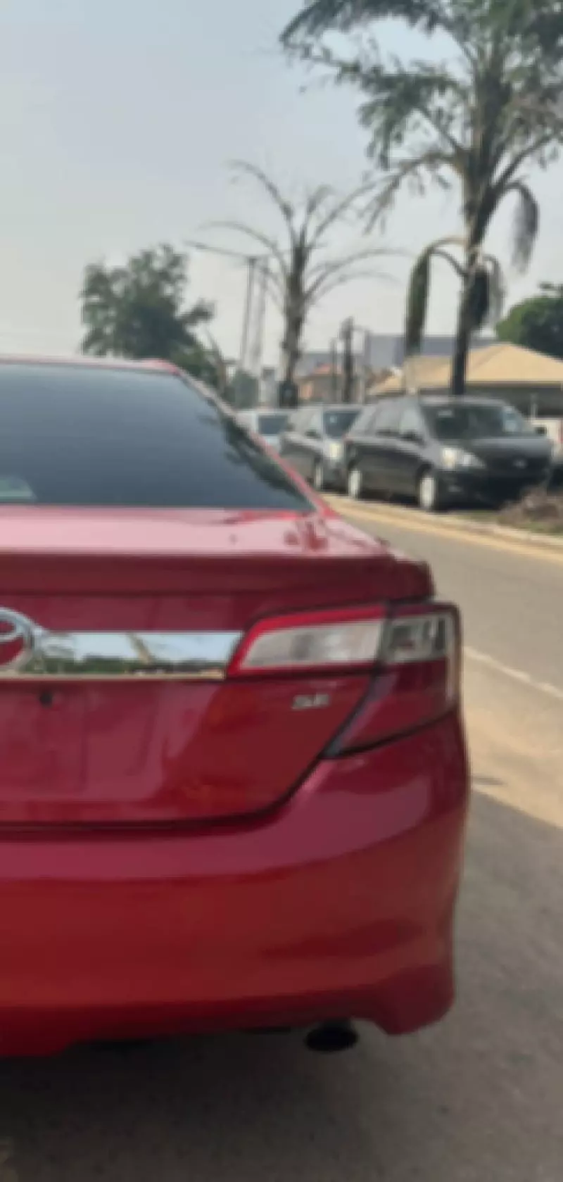 Toyota Camry   - 2012