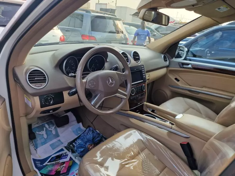 Mercedes-Benz ML 350   - 2010