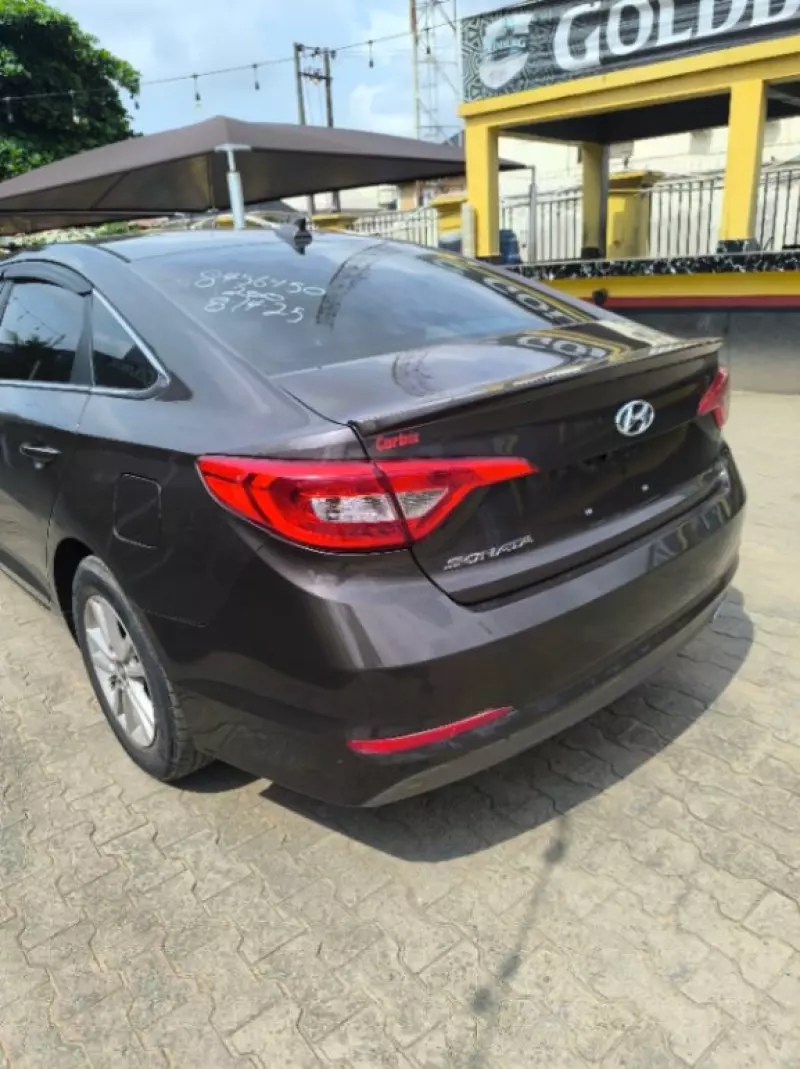 Hyundai Sonata - 2015